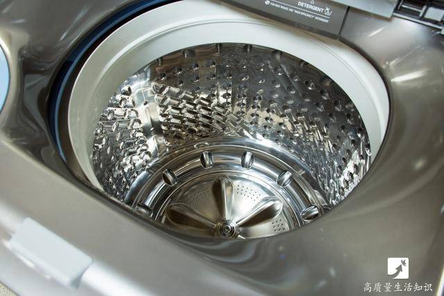 2、滚筒洗衣机水位如何调节：海尔滚筒洗衣机水位如何调节