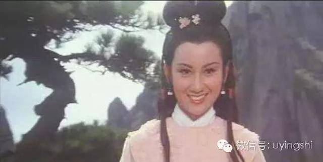 1980年,鲍起静出演了她较为经典的一部电影作品《白发魔女传》,在戏中