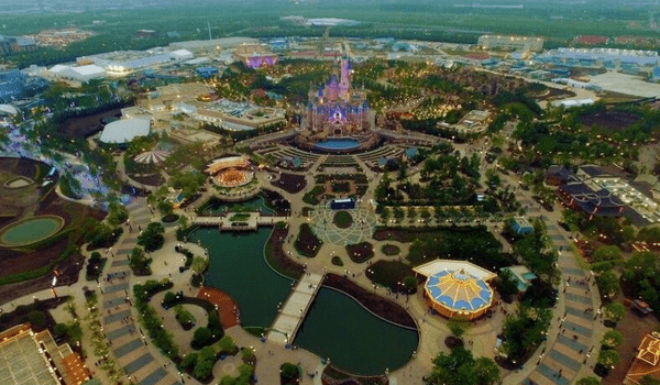 迪士尼乐园,一支画笔创立的梦想王国|呱呱素材