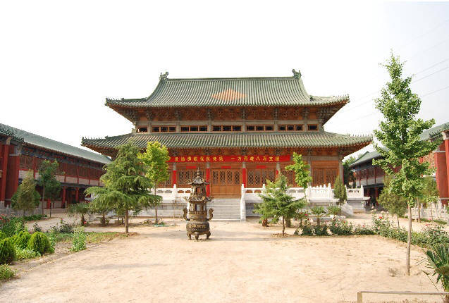 河南省七大佛寺之一,新乡定国禅寺