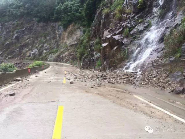 紧急扩散!寿宁二级路托溪路段多处山体滑坡已无法通行,请绕道通行