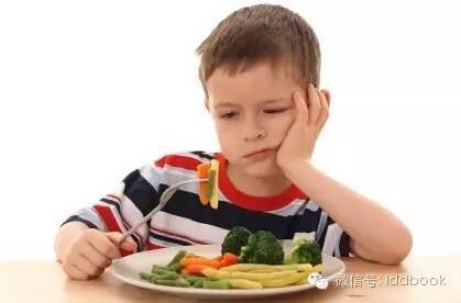 孩子吃纸,吃头发,你以为孩子是异食癖,其实.