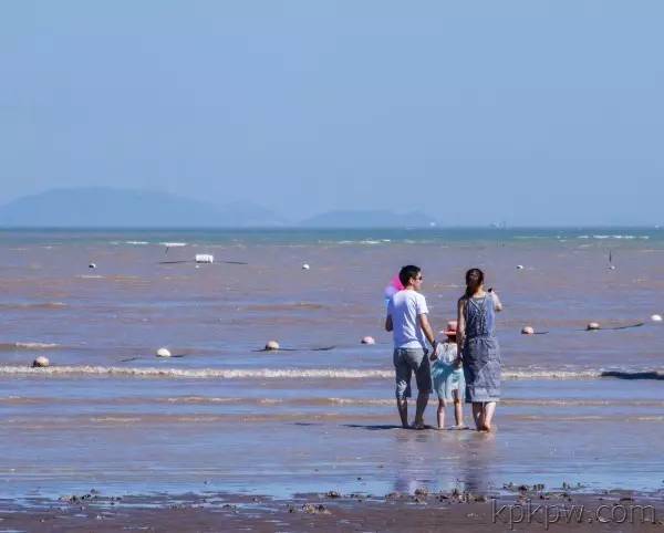 7月30日 多云到晴 27-31℃ 东南风6级左右 (梅山岛 来源:宁波旅游网)