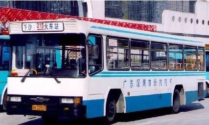 暴露年纪的时候到了!深圳这些老公交车你认识几个?