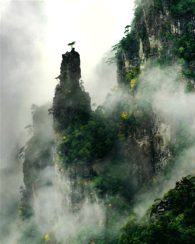 铜仁梵净山太子石景点