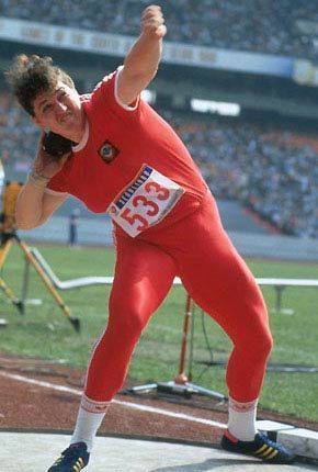 女子铅球 利索夫斯卡娅 22米63 1987年6月7日
