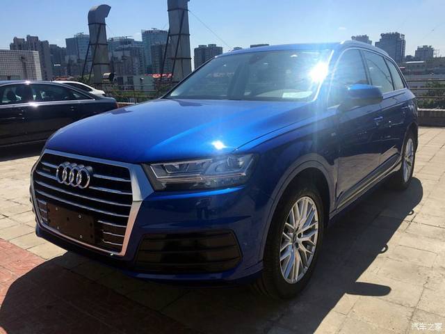 多么帅气的"蓝"人 audi q7 s-line运动版 雪邦蓝