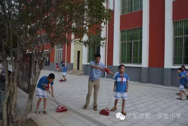 信阳市第一实验小学:教师的一天