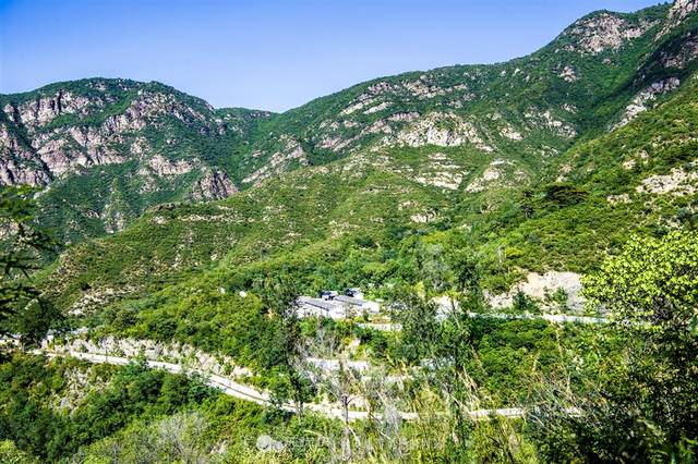 门头沟杨家峪,建在悬崖上的房子