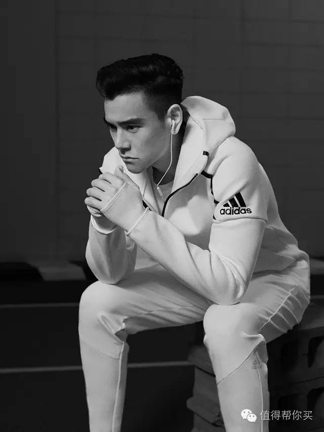 【小贝和彭于晏在穿】adidas zne hoodie运动型格系列