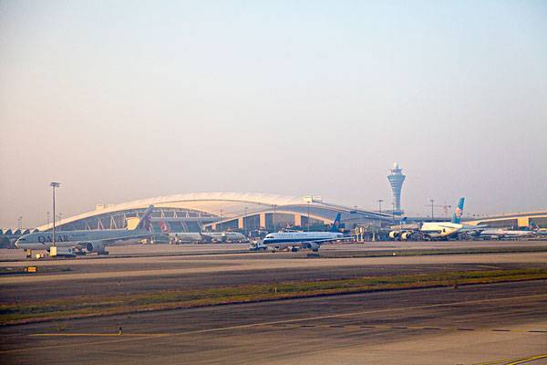 广州白云机场新增“无障碍车位预约服务”