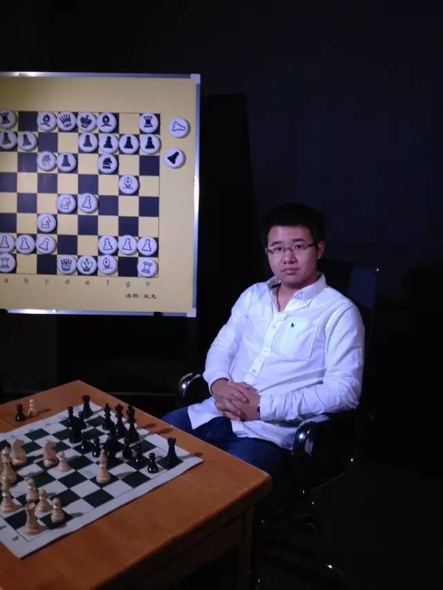 国庆节国际象棋课程预告 来看美女棋手沈阳是怎样授课的