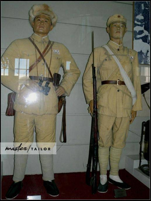 解放战争时期,我军的服装样式与抗日战争时期相同.