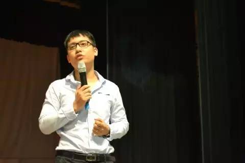 演讲人:董仲蠡,新东方优能中学教育教师,新东方教育科技集团演讲师