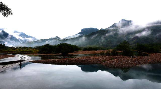 浙江仙居:云雾韦羌溪 风光如仙境