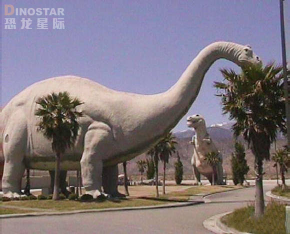 阿根廷龙是蜥脚下目泰坦巨龙类的一个属,是种草食性恐龙,是地球上曾经