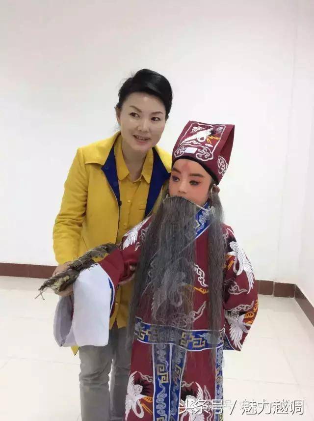 越调大师申凤梅义女李娟收王艺臻为义女