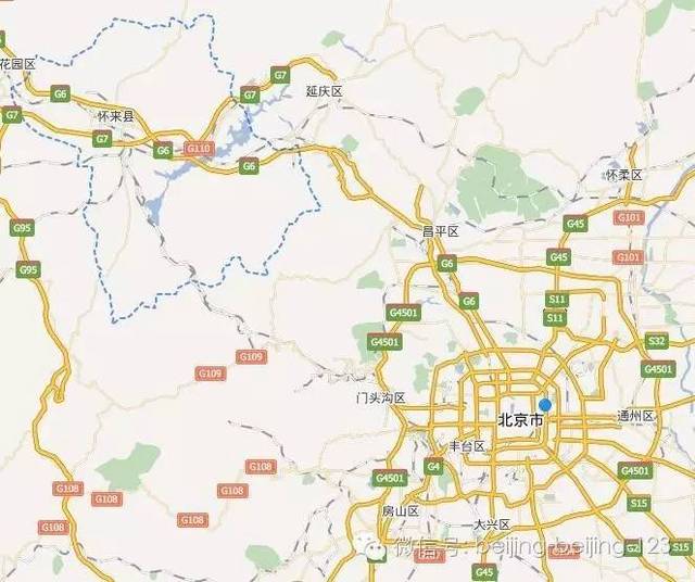 有京包,丰沙,大秦,沙蔚四条铁路和京藏高速,京新高速,110国道等国省干