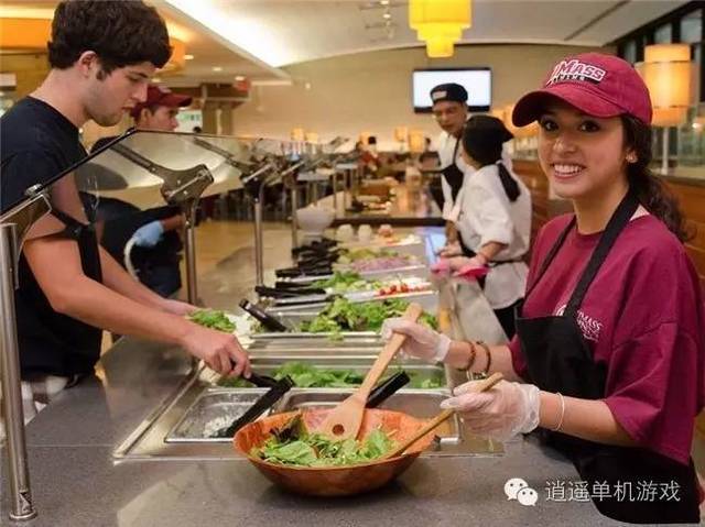 一起来看看美国大学食堂是怎么样子