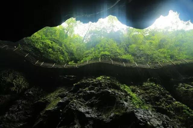 石阡温泉群风景区 大明边城 苗王城 九龙洞 铜仁大峡谷 铜仁云林仙境