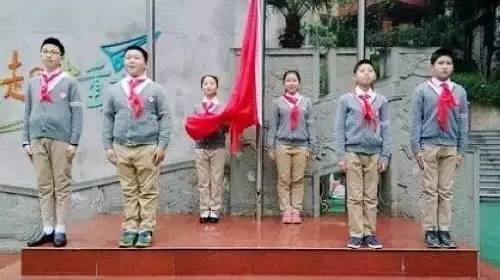 羡慕!重庆"最美校服"评选,10所学校上榜,看看有你的母校吗?