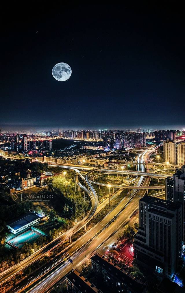 一起来感受天津的魅力,都市夜晚的魅力,超级月亮的魅力!