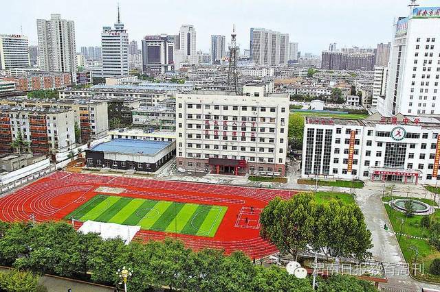 新美三贤亮渭城渭南市三贤中学印象