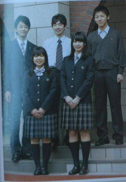 日本高中的校服