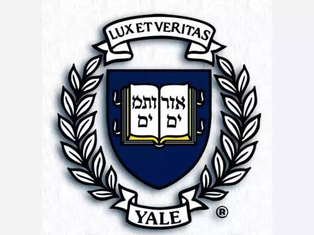 耶鲁大学校徽上书本和缎带上的文字是校训"光明与真理",分别用希伯来