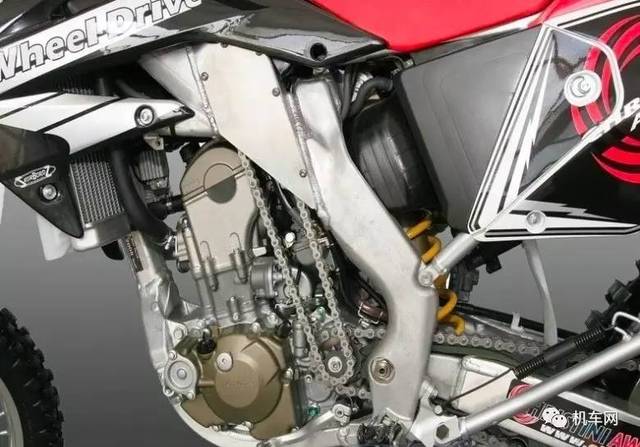 意大利"两驱"摩托车开售,扭矩370nm,是隼的2.6倍