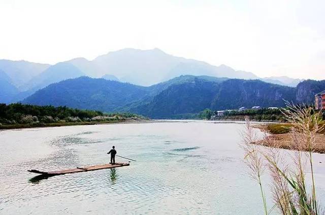 中国瑞晶石花洞和浙西最美丽的女人河——柳溪江两大风景区