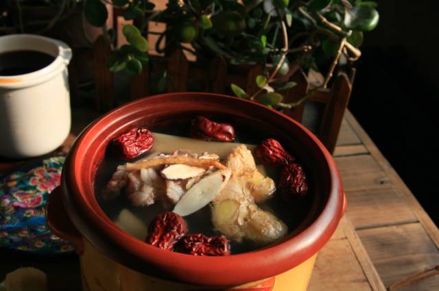 冬至,比吃饺子更流行的是喝冬至补心养阳汤!