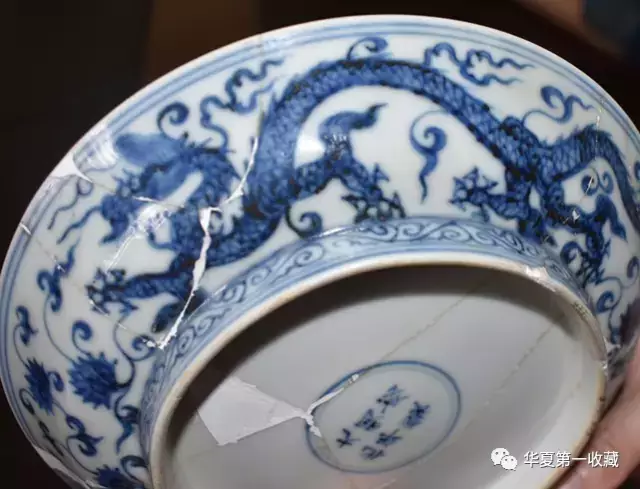 日本人気超絶の 中国陶磁器 明朝成化 小皿 - 陶芸