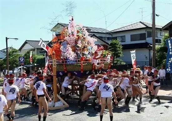 解密日本九大变态节日 父亲节父女须共浴