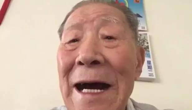 年末最暖新闻:生活在台湾的网红东北爷爷找到大陆失散