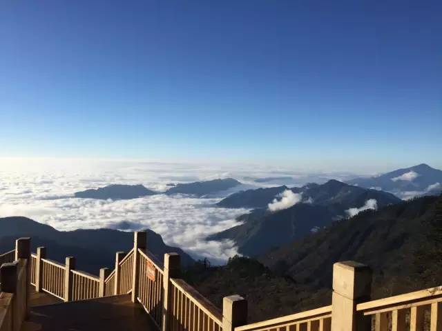 西高山人口_无锡西高山的庙会(3)