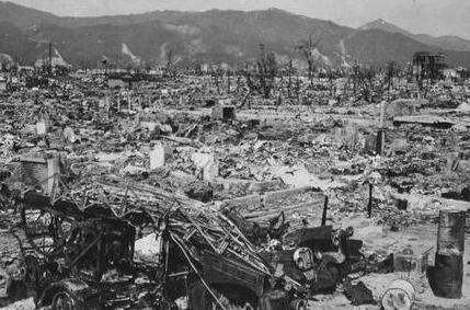曾经被原子弹毁灭的广岛,长崎为何现在可以住人?