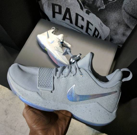 保罗乔治首双签名战靴nike pg 1发售日期确定!