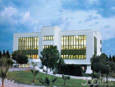 2017年塞浦路斯欧洲大学申请需谨慎