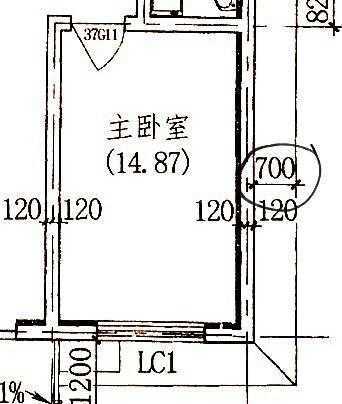 如下图: 在各层平面图上注有楼地面标高,表示各层楼地面距离相对标高