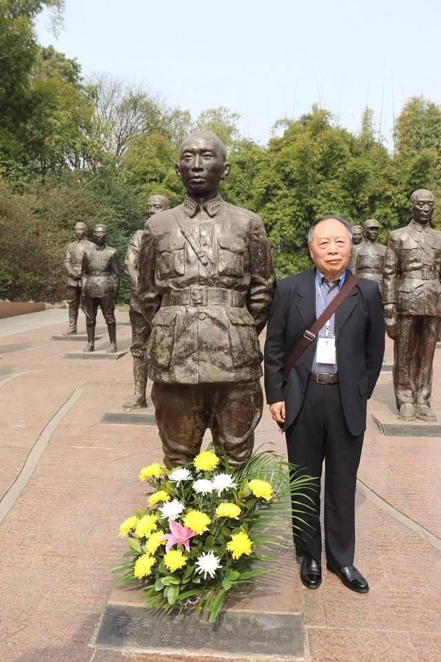 李家钰将军之子李克林 在建川博物馆聚落的川军抗战馆内,有大量关于