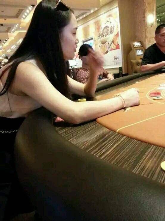 女赌徒的陌路