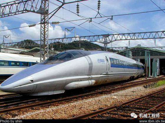 川崎(日本)新干线700系高速列车