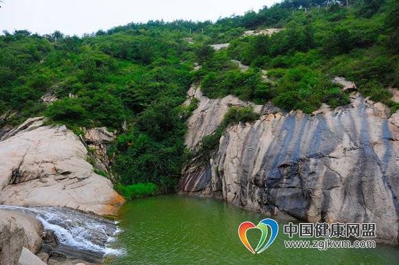 河南旅游景点-内乡云露山