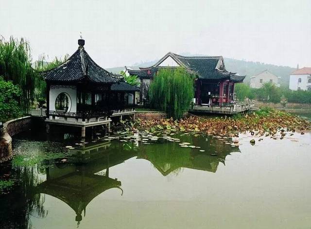 白鹭洲风景区:国家aaa级旅游景区,位于亳州市利辛县城东南18公里处.