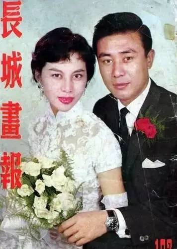 母亲张冰茜也是出名的冷艳美人. 关之琳真是从小美到大 然而关爸