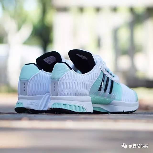 稀有配色 | adidas 清风系列森林绿全新配色透气男跑步鞋