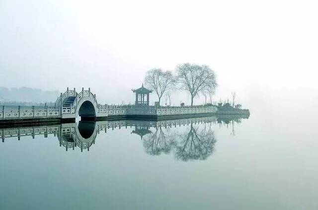 《春夜喜雨》