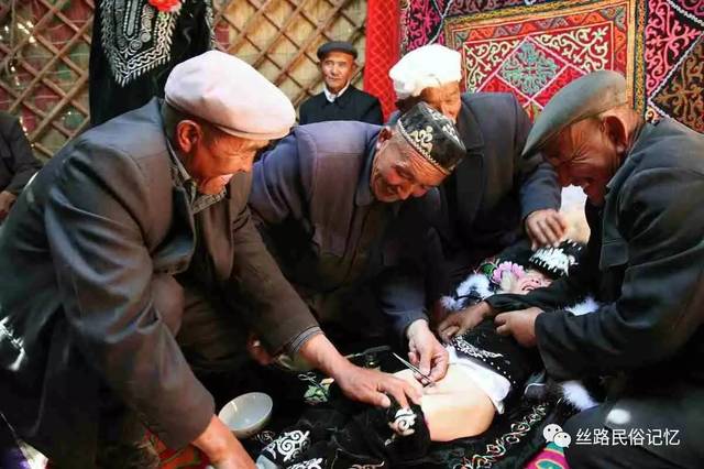 图说人生礼仪(10):哈萨克族的割礼