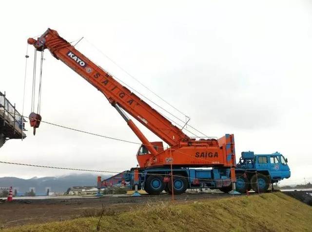 【特写】那些出现在日本街头的吊车,个个都很有特色